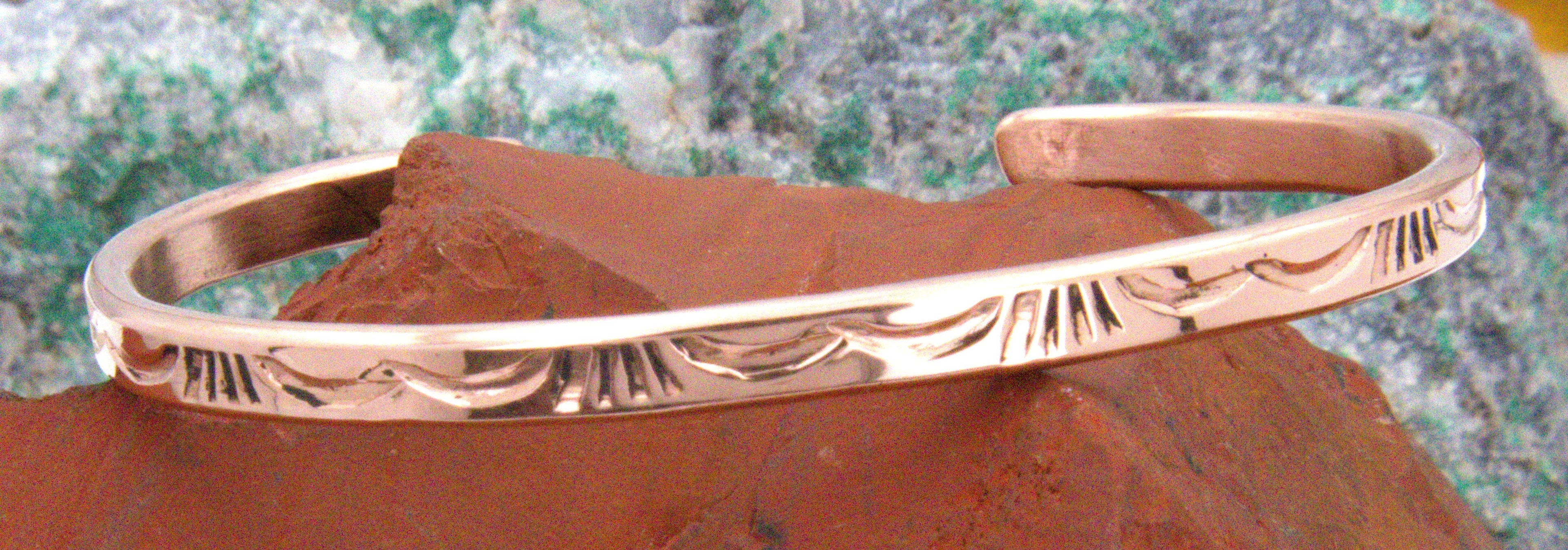 Native American Made Copper Bracelet BE01