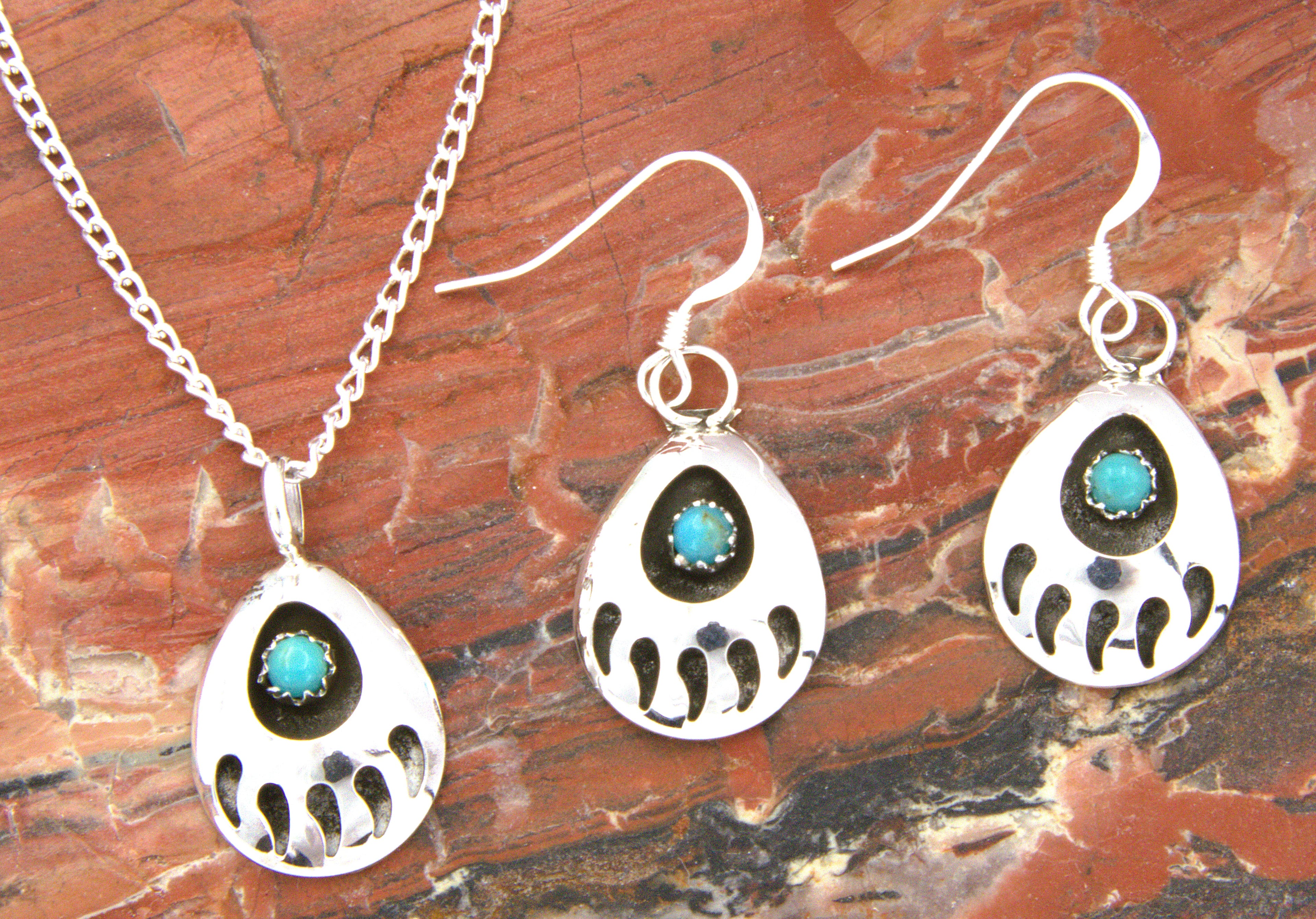 Native American Sterling Silver Medium Bear Paw Turquoise Jewelry Set EE04PE06