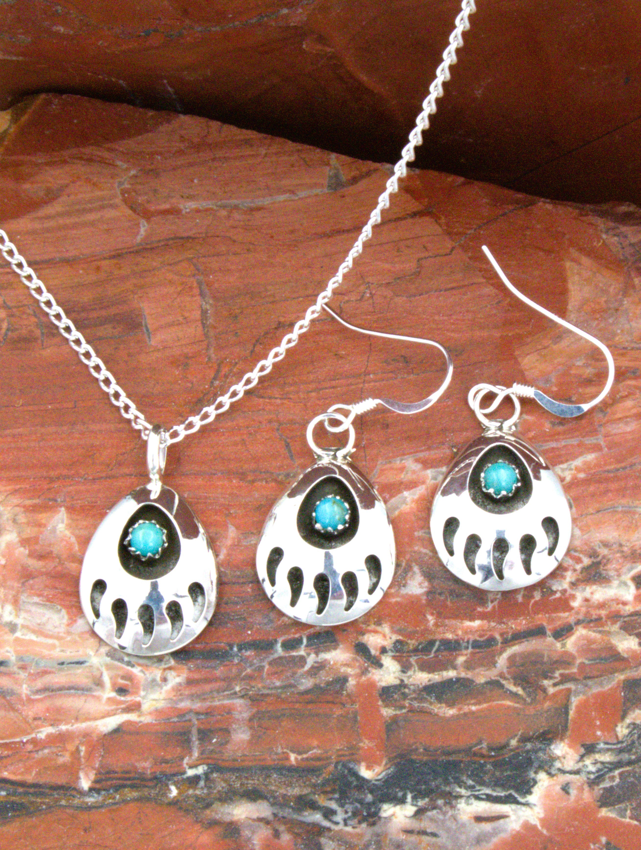 Native American Sterling Silver Medium Bear Paw Turquoise Jewelry Set EE04PE06