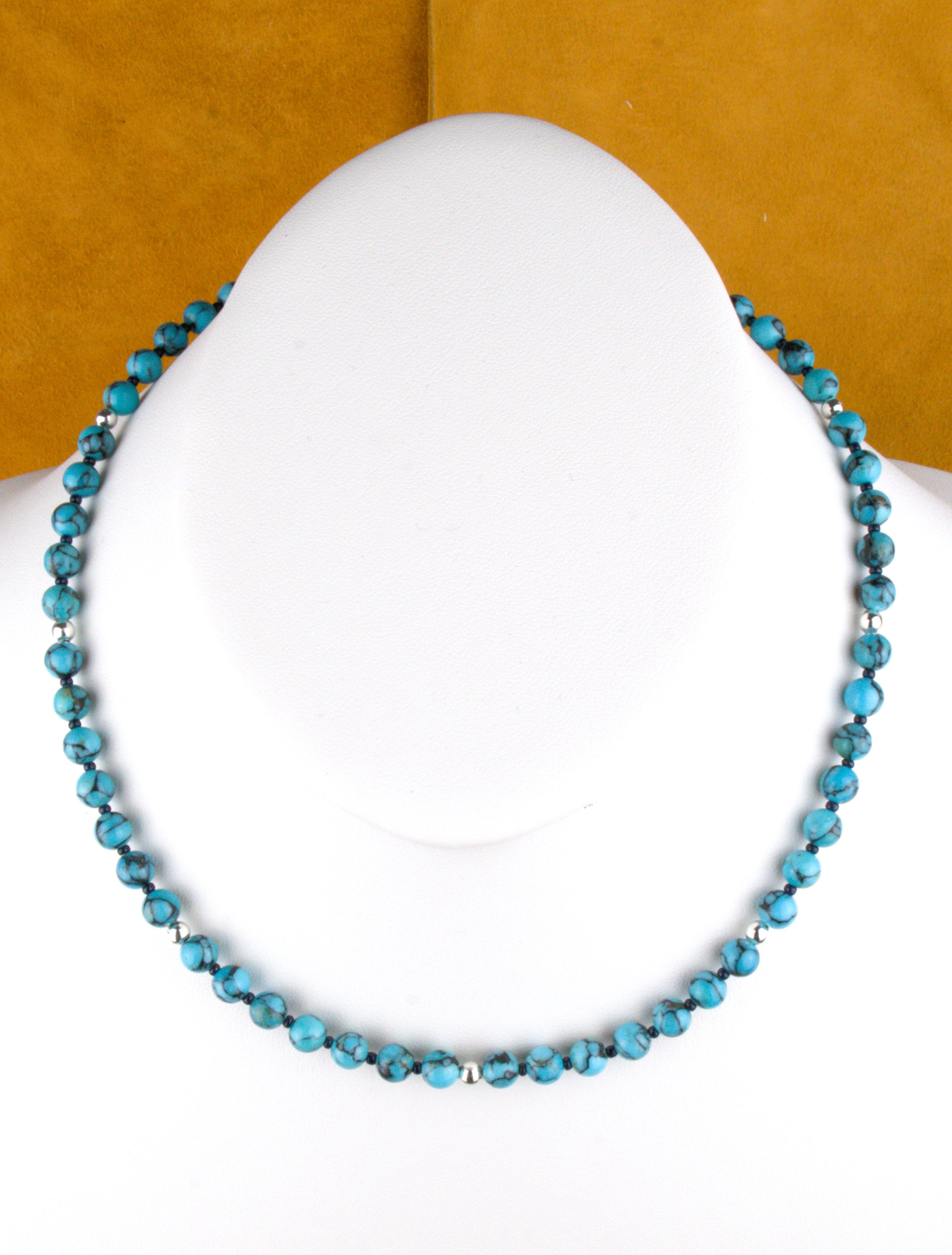 17 and 1/2" Petite Turquoise Choker Necklace  NN65
