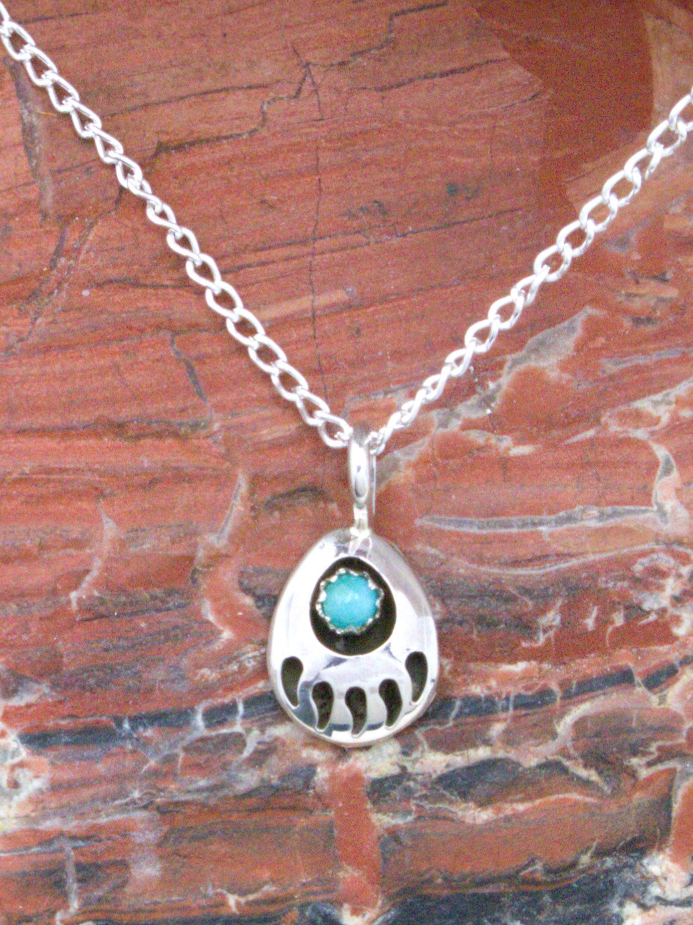 Native American small Bear Paw Turquoise Pendant PE05
